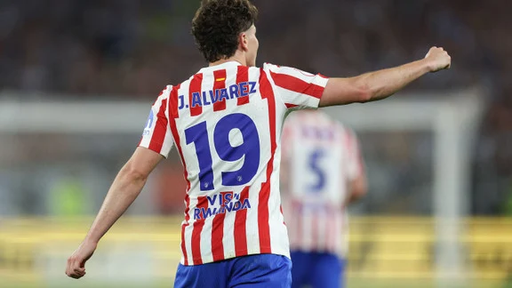 Julian Alvarez in action