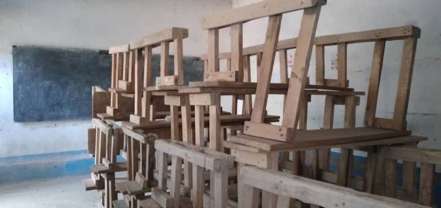 Tchad school classroom with students