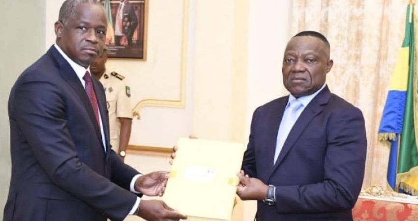 Government officials during census document handover