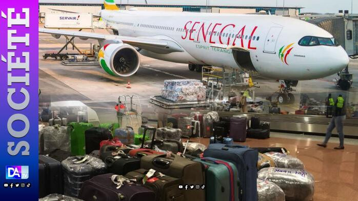 Air Senegal aircraft on the tarmac during investigations